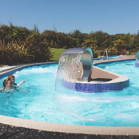Дом отдыха Cozy Mobile At Havens Sands Park, Pet-friendly Retreat Reighton