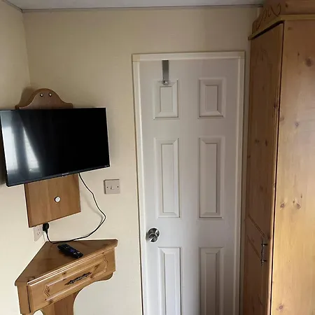 Cozy Mobile At Havens Sands Park, Pet-friendly Retreat Reighton