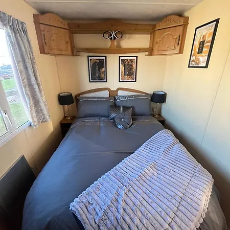 Cozy Mobile At Havens Sands Park, Pet-friendly Retreat *