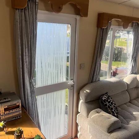 Vakantiehuis Cozy Mobile At Havens Sands Park, Pet-friendly Retreat
